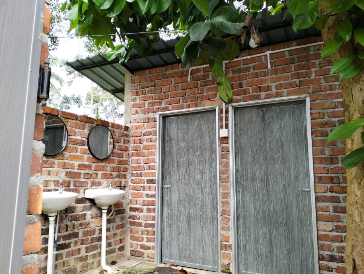 Resort D Rumah Bonda River View קואלה קנגסאר מראה חיצוני תמונה