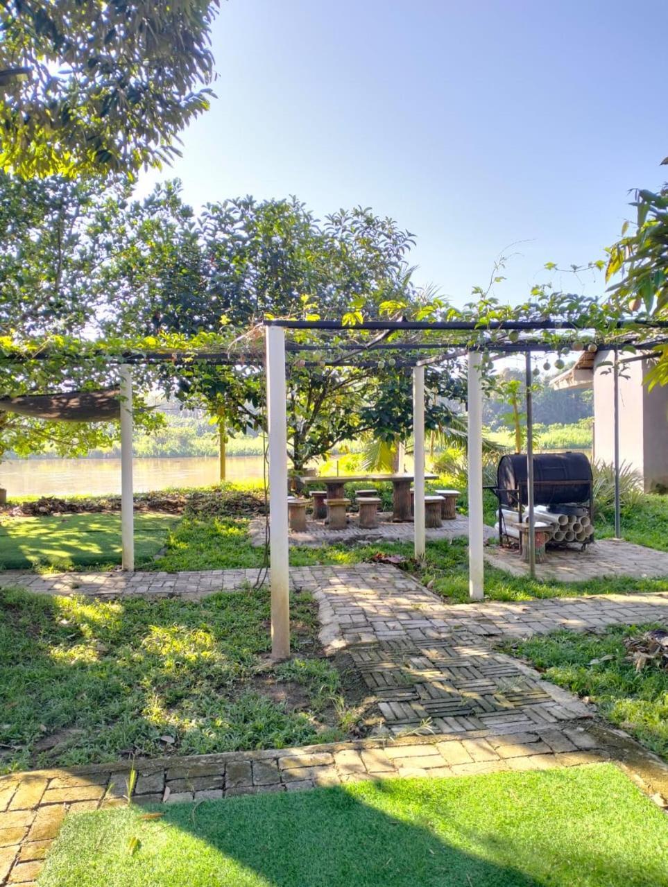 Resort D Rumah Bonda River View קואלה קנגסאר מראה חיצוני תמונה